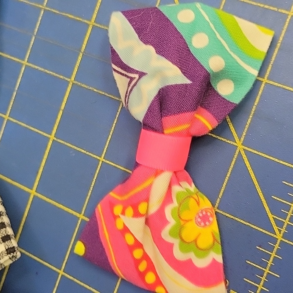 Bundle of 9 Fabric Hair Bows - Picture 4 of 11